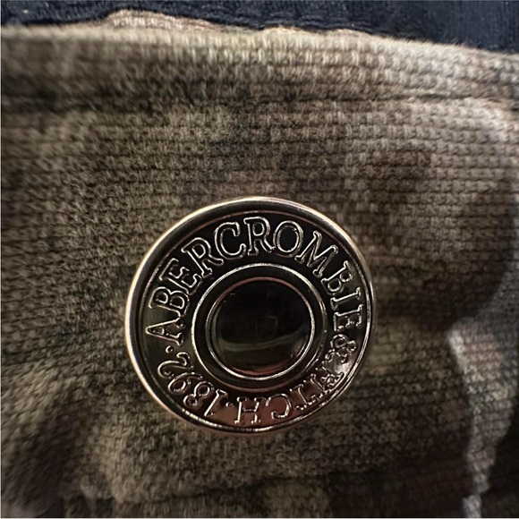 Abercrombie & Fitch Tan Camouflage Pants - Picture 7 of 7